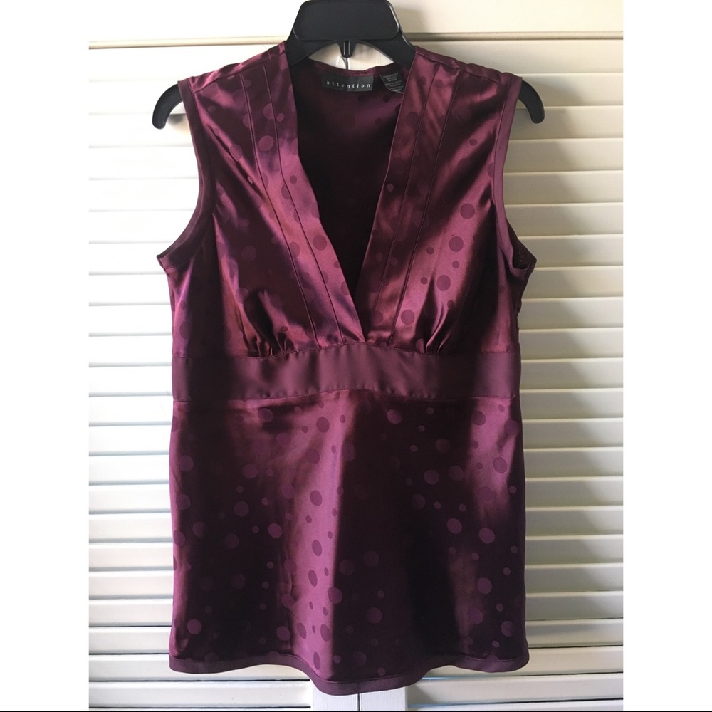 Sleeveless V-Neck Blouse